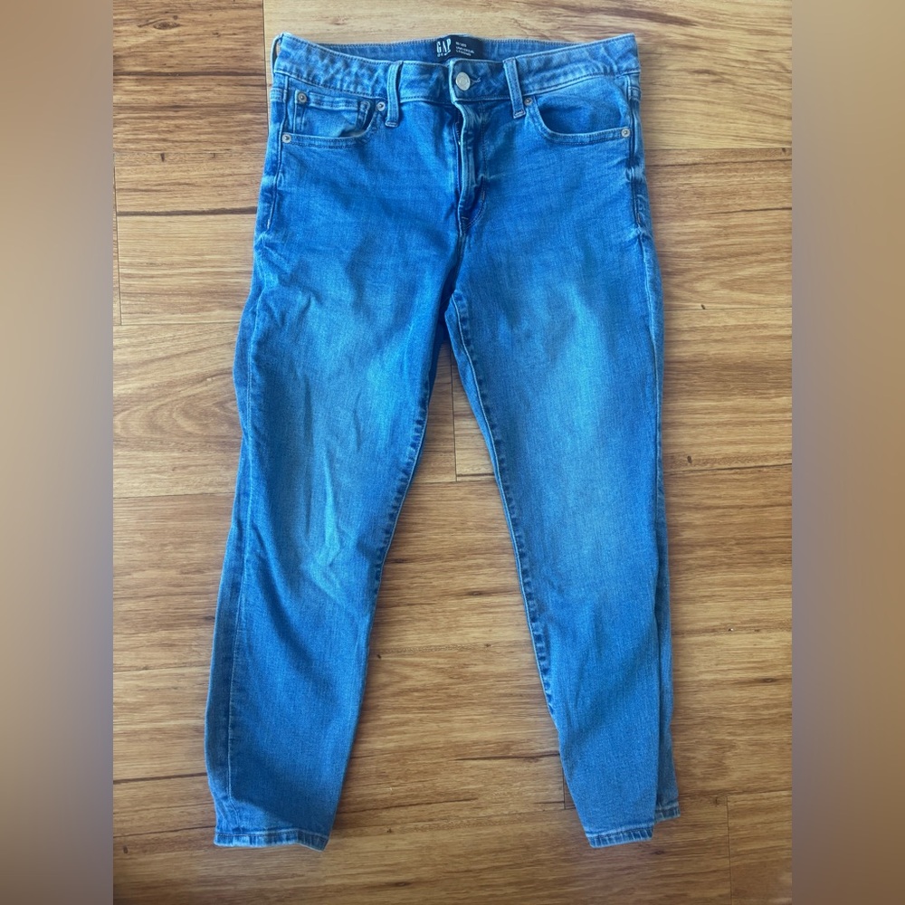 GAP Denim Universal Legging 10/30 Short